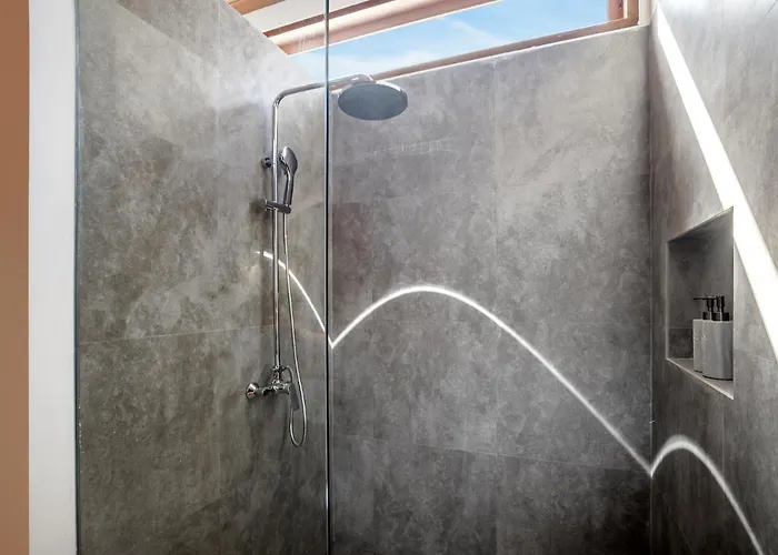 Nusantara Loft Ambon By Alfred In Bali * Чангу
